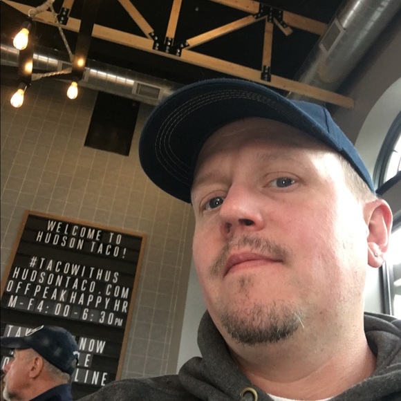 Meet your Posher, Jason - Picture 1 of 1